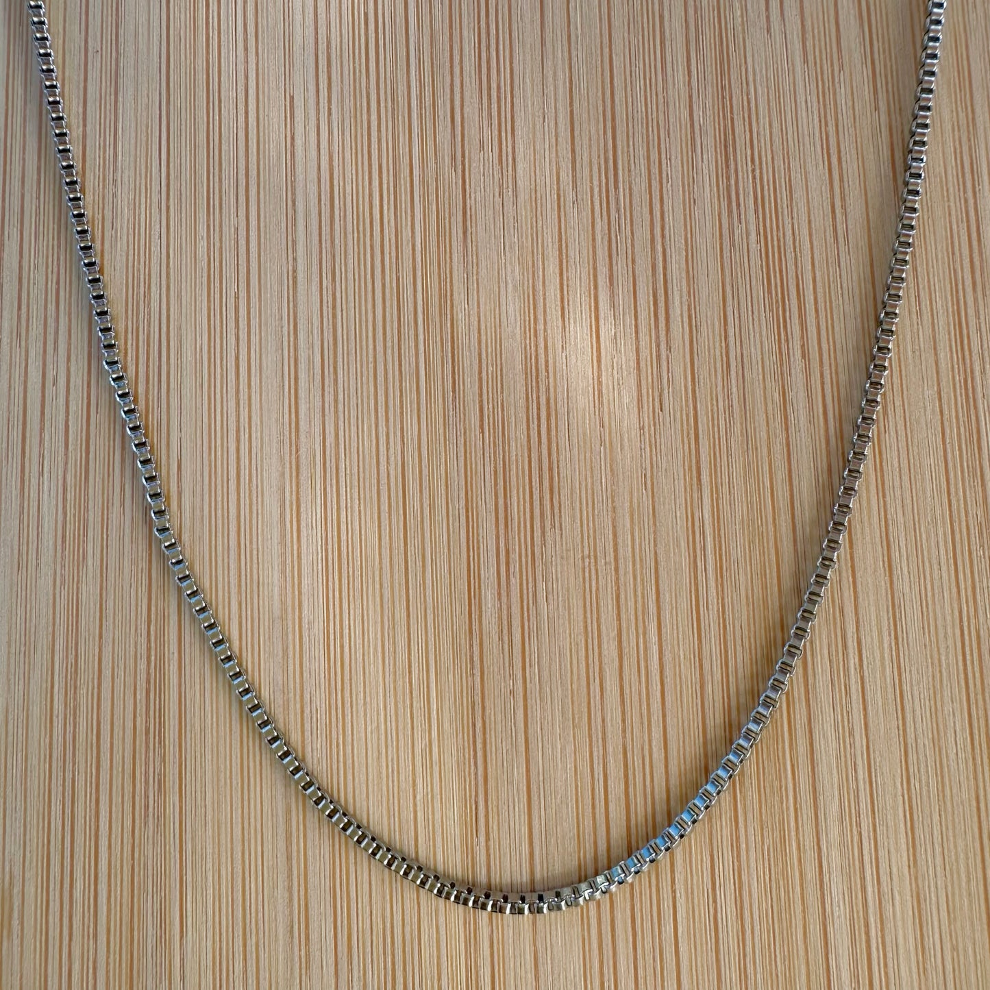 Jua 18" Box Chain