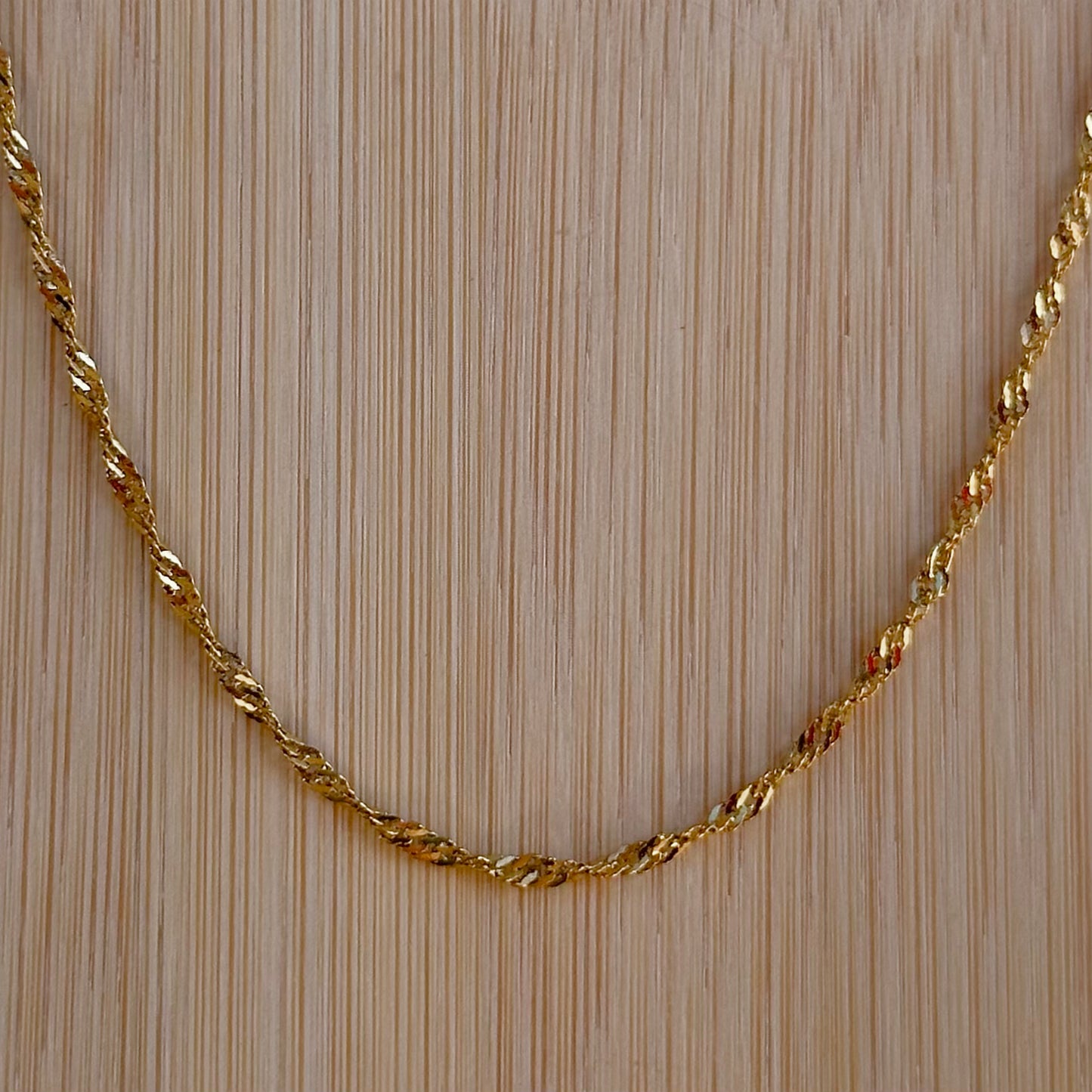 Eva Sparkle 18" Chain