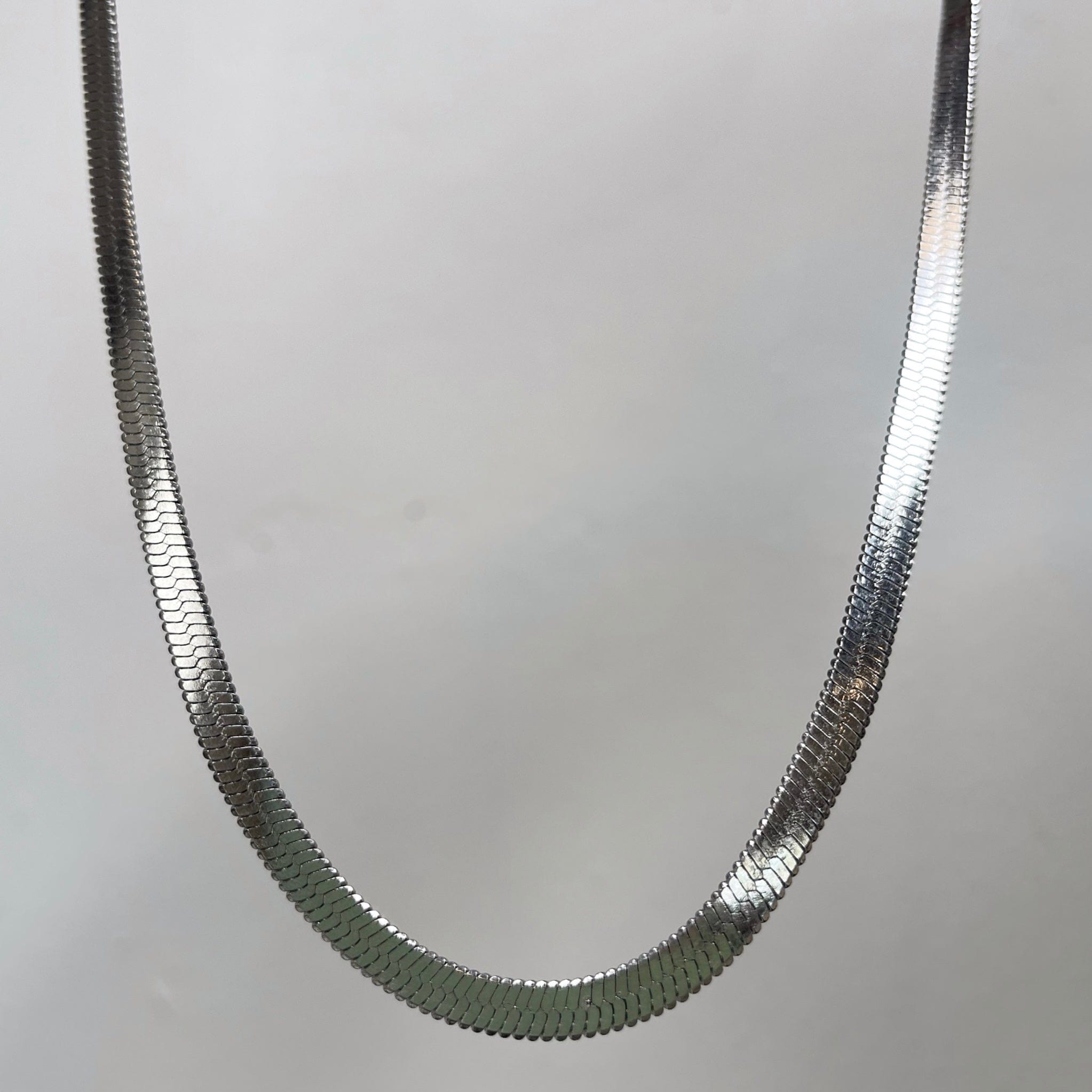 Safari Herringbone Mens Chain (Thick Silver)